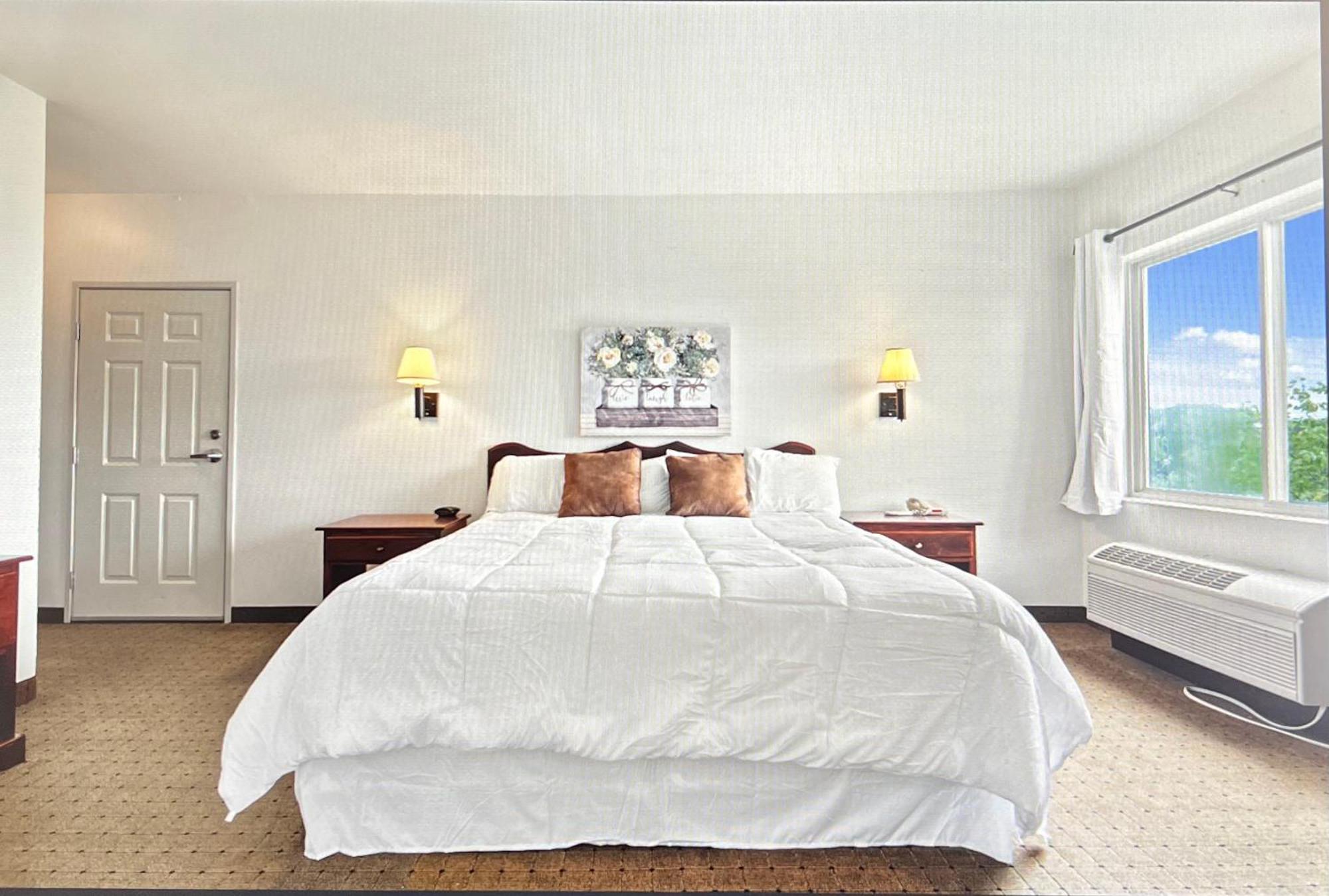 Amish Village 4*