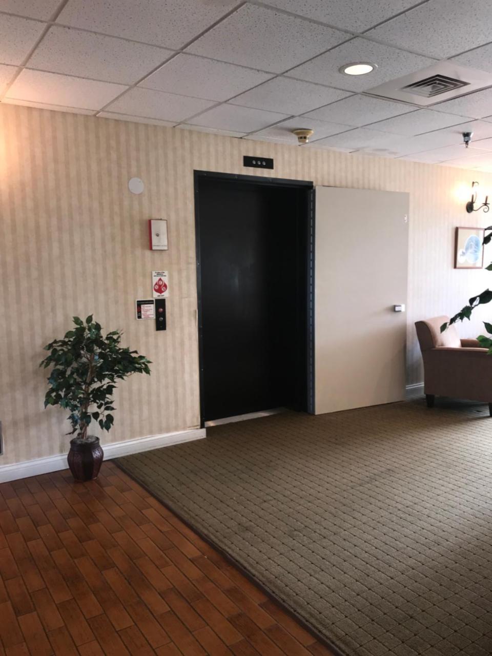 Hotel Amish Village Montgomery