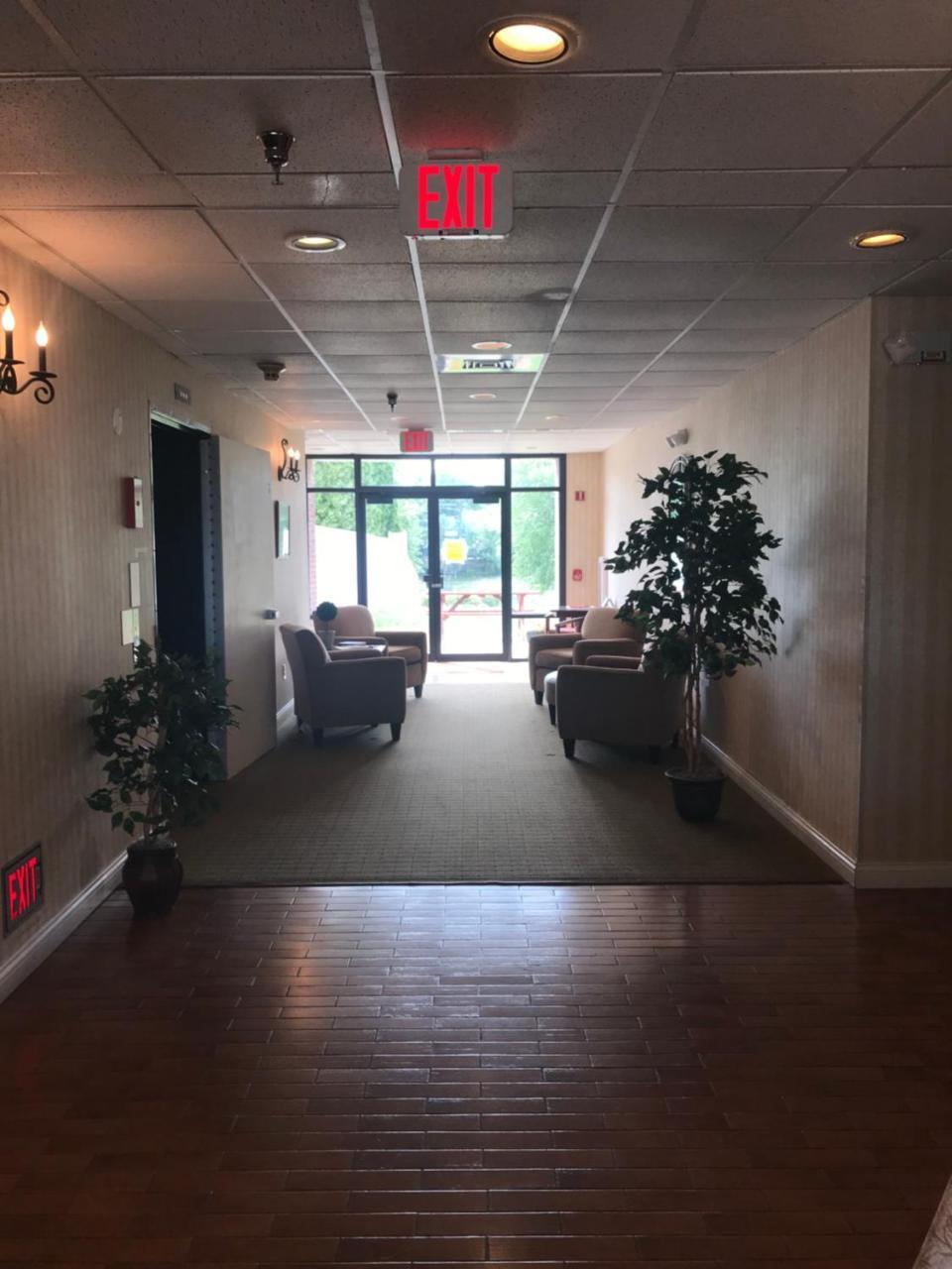 Amish Village Hotel 4*