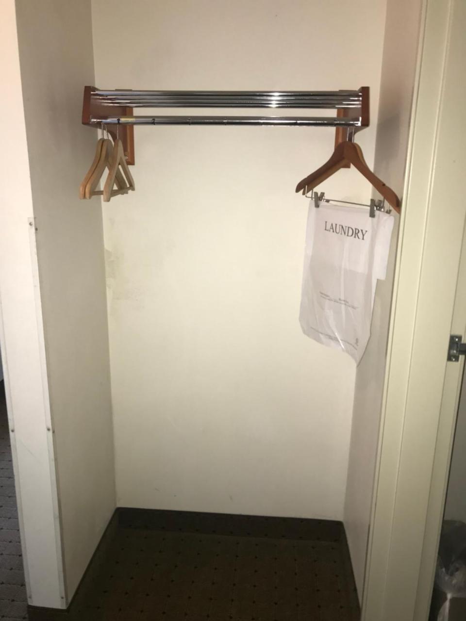 Hotel Amish Village 4*